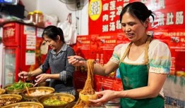 老太婆粥摊爆料视频播放,一碗粥背后的温情故事